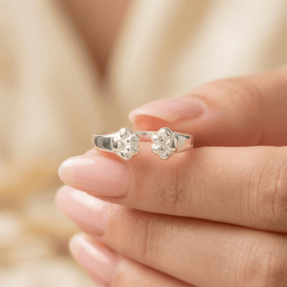 Paw Embrace Adjustable Ring
