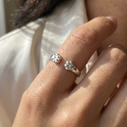 Paw Embrace Adjustable Ring
